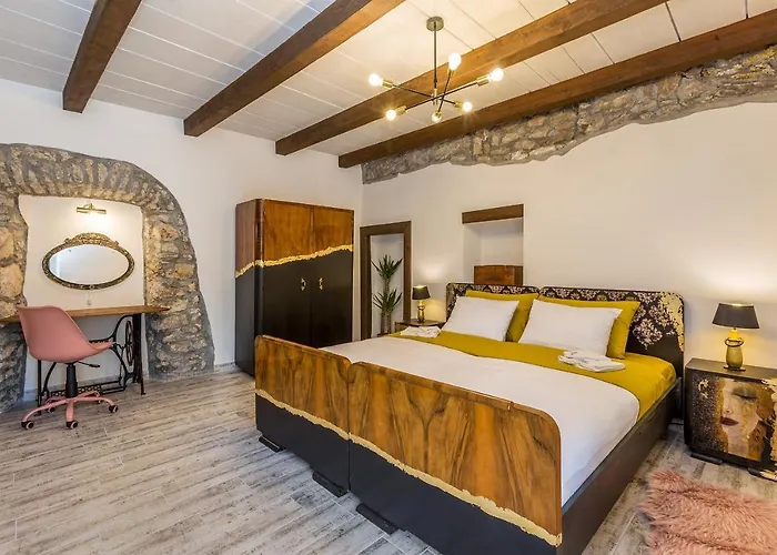 Ferienhaus House Stone With Jacuzzi
